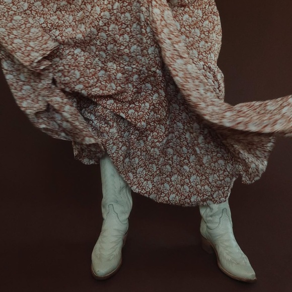 Acacia swimwear Jade dress in Autumn print - Picture 2 of 2